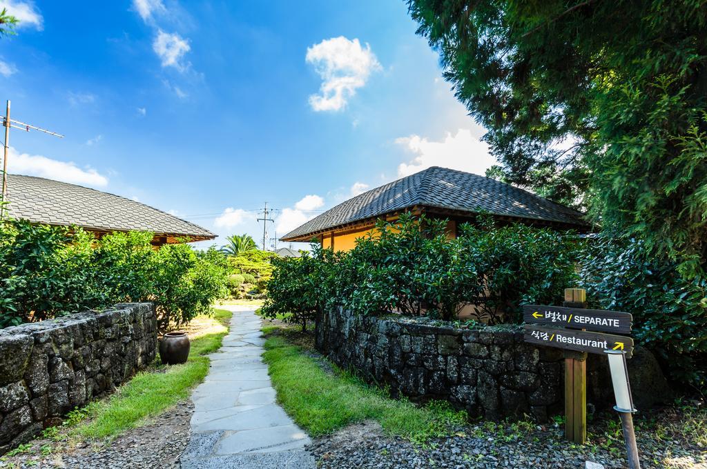 Kasan Tobang Hostel Seogwipo-stad Buitenkant foto