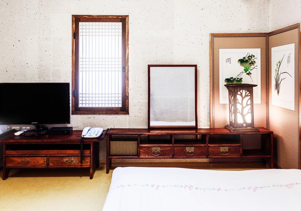 Kasan Tobang Hostel Seogwipo-stad Buitenkant foto