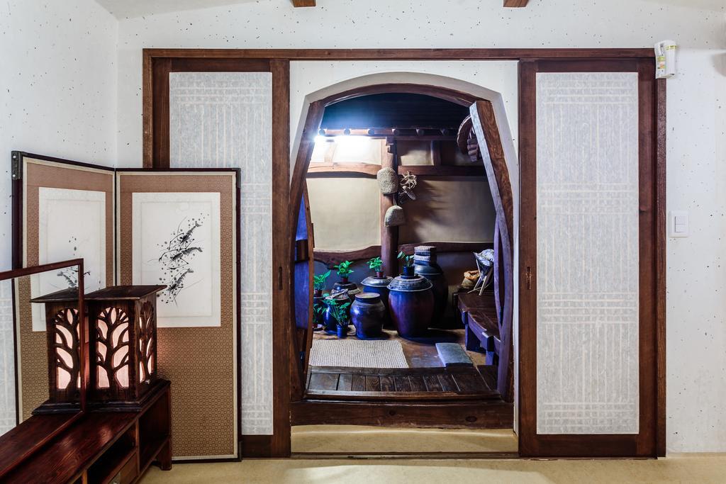 Kasan Tobang Hostel Seogwipo-stad Buitenkant foto