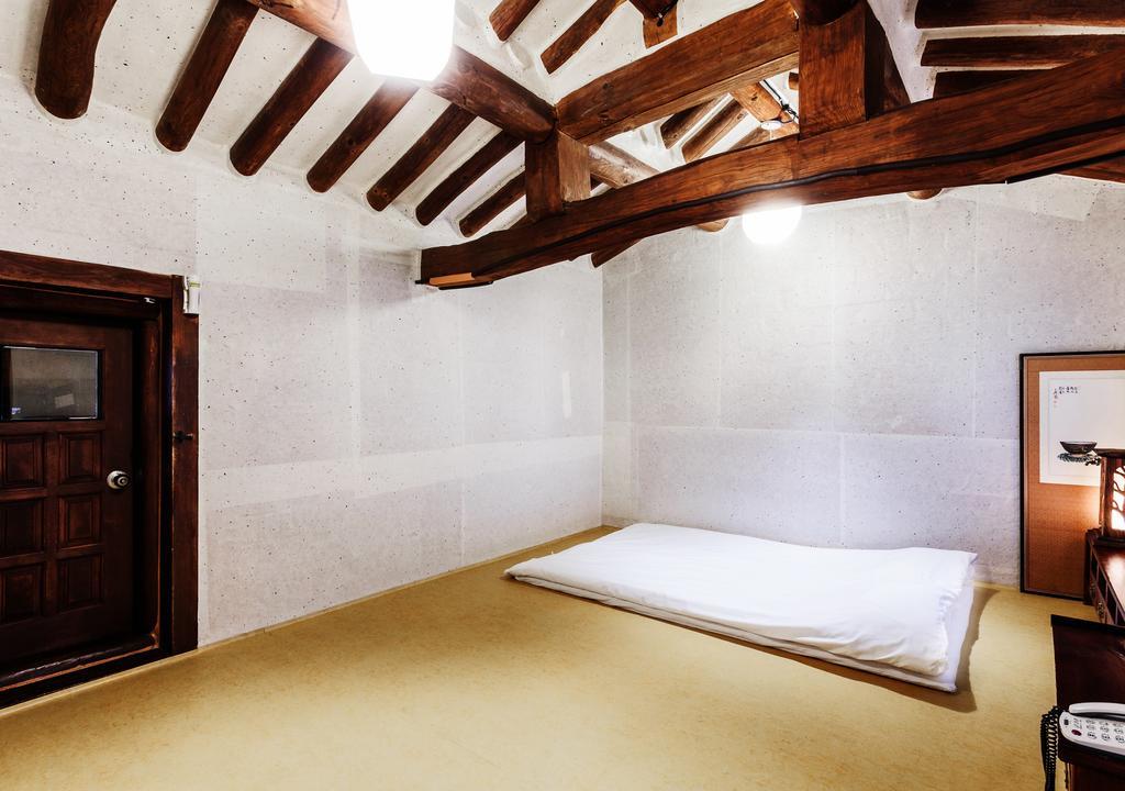 Kasan Tobang Hostel Seogwipo-stad Buitenkant foto