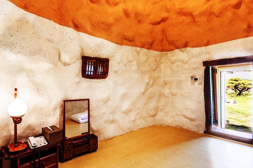 Kasan Tobang Hostel Seogwipo-stad Buitenkant foto