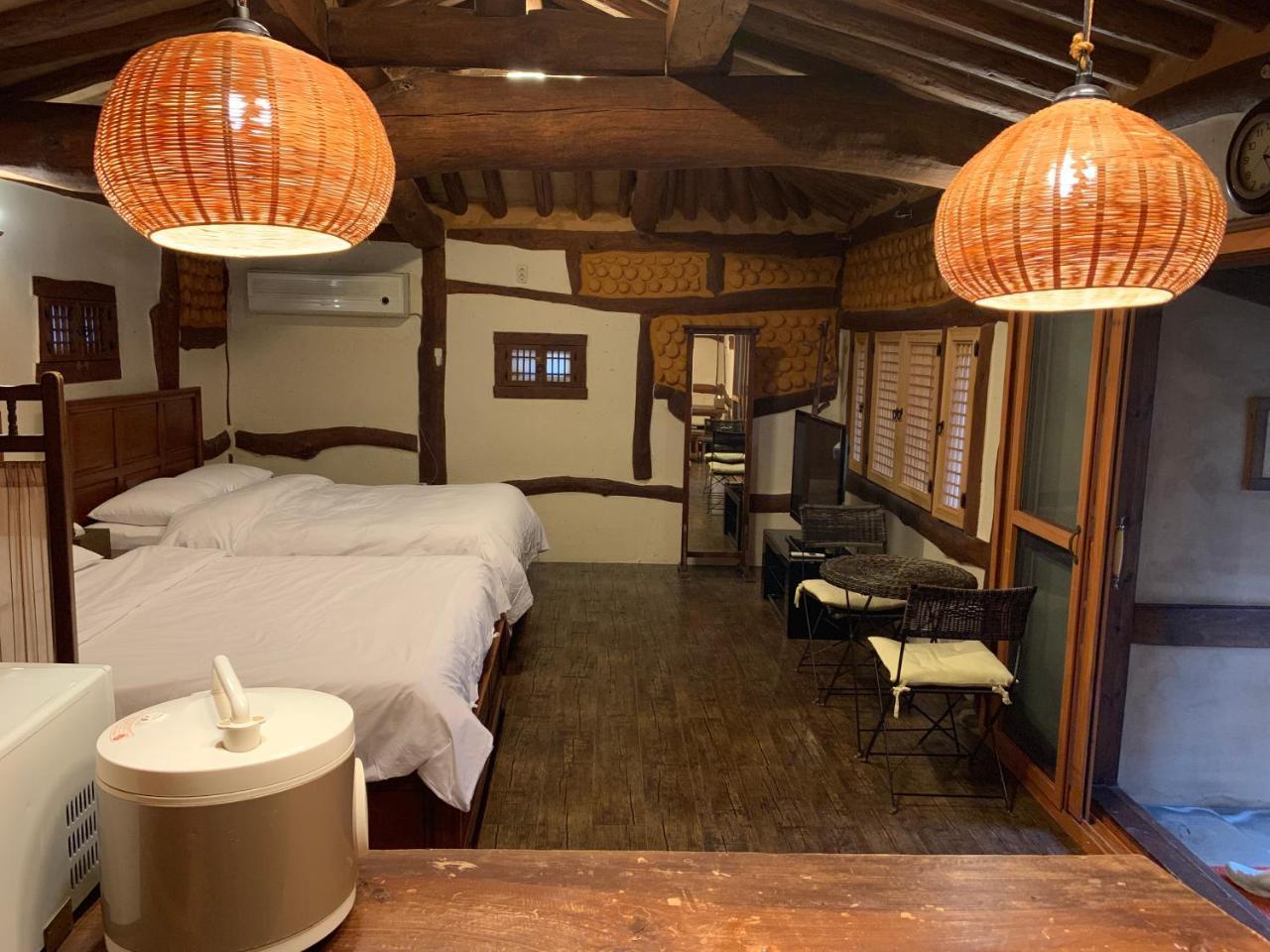 Kasan Tobang Hostel Seogwipo-stad Buitenkant foto